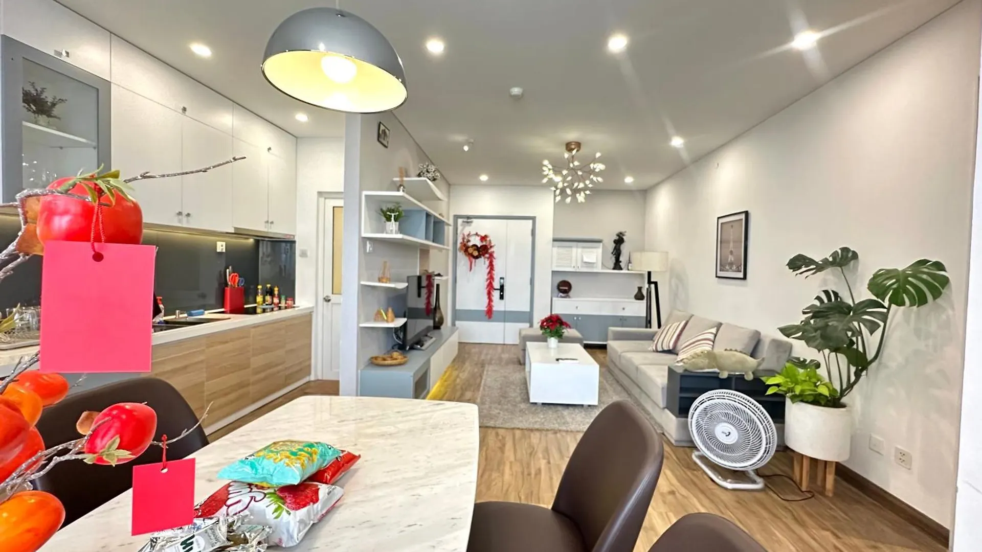 Doha Homes - Central Garden, Trung Tam Quan 1,2 Phong Ngu, 2 Bathroom Ho Chi Minh City Vietnam